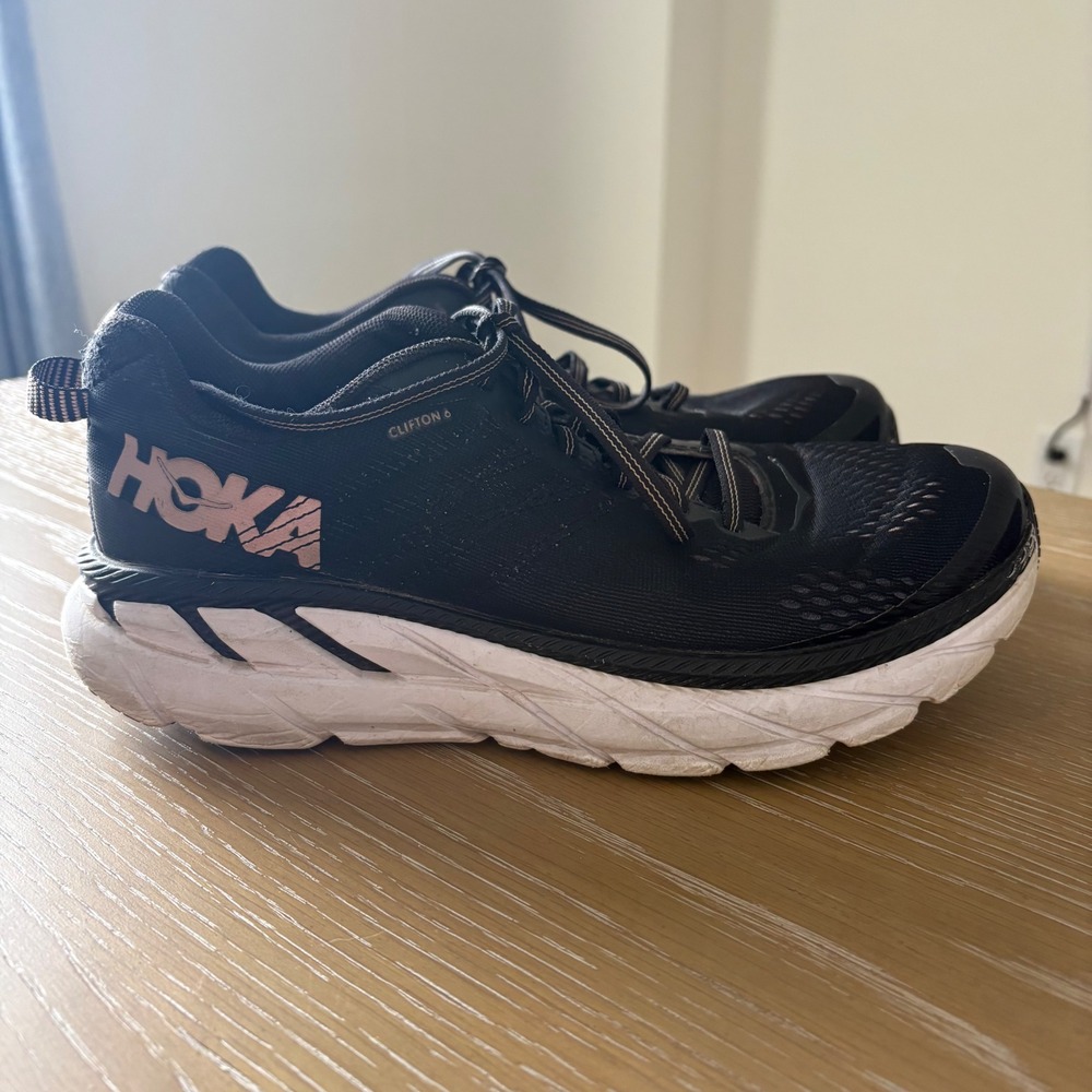 Hoka‎ One One Clifton 6 Womens Running Shoes Black Rose Gold 1102873 BRGL Size 8